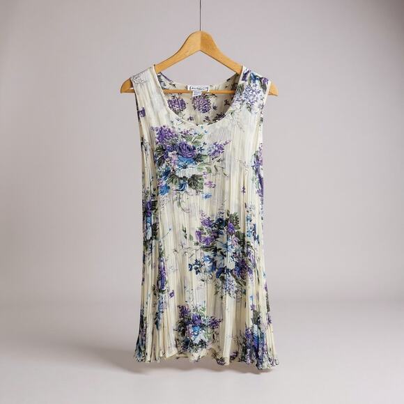 Nostalgia Dresses & Skirts - Nostalgia Vintage Crinkle Floral Dress Cream Purple Sleeveless Mini Size M‎